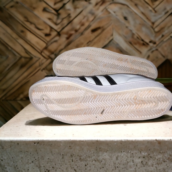 SOLD! Mens Adidas Superstar Leather Athletic Sneaker White Sz 11.5 (124164879) - Picture 2 of 10